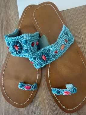 Turquoise Beaded Toe-Loop Sandals - Women